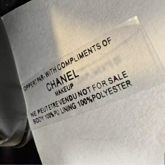 Mini Vanity - Picture 9 of 10